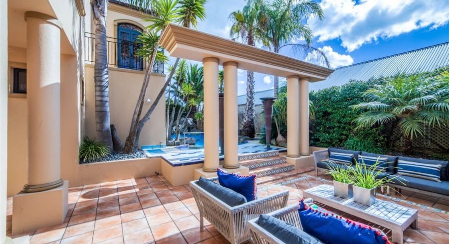  at 27 Dudley Road, Mission Bay, Auckland