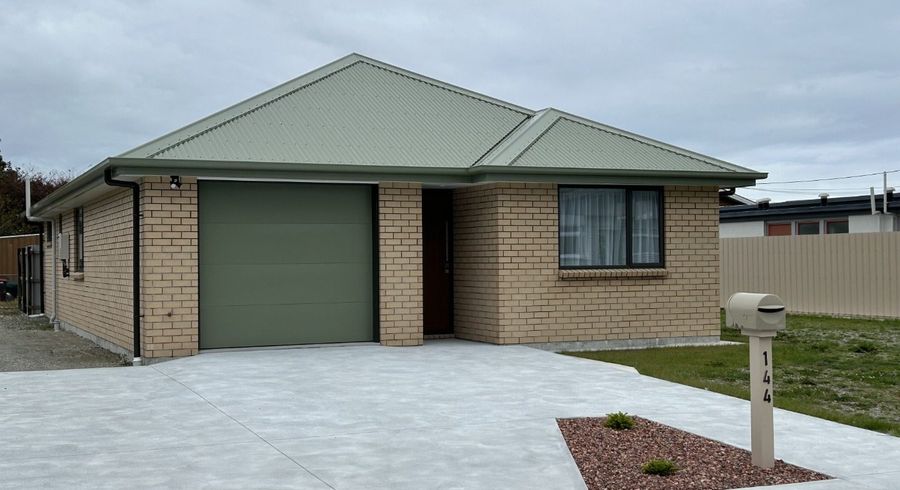  at 144 Ward Street, Cobden, Grey, West Coast