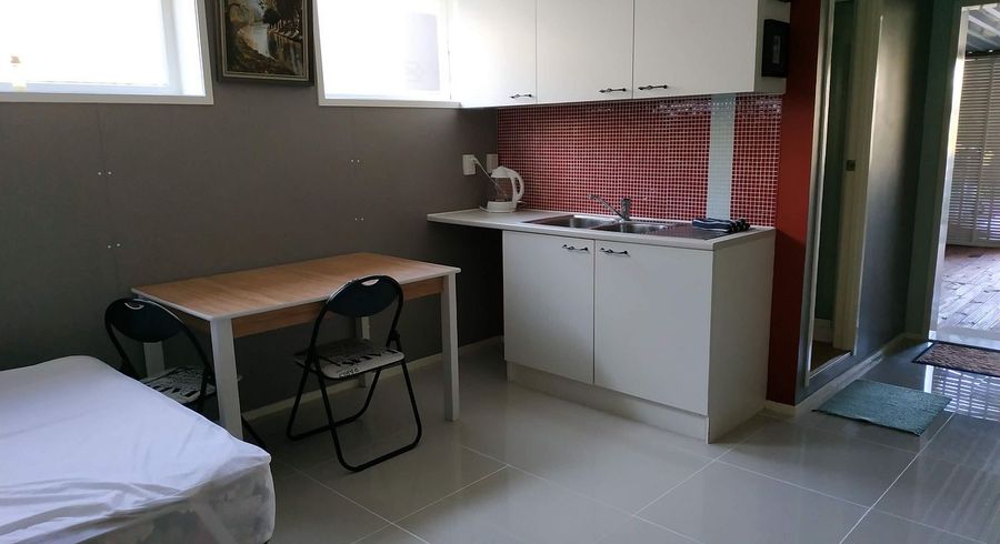  at 28 Rotoiti Avenue, Pakuranga Heights, Manukau City, Auckland