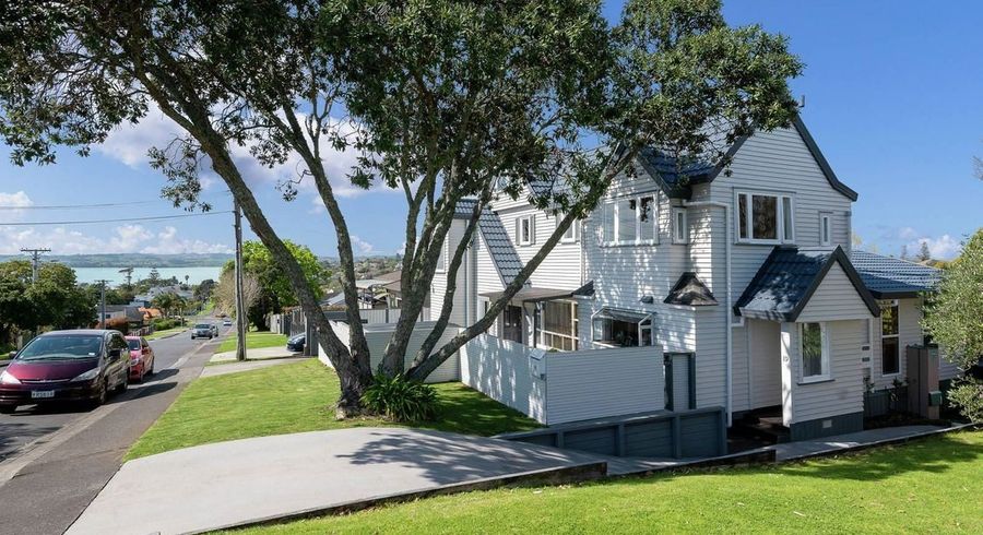  at 19 Beach Road, Howick, Manukau City, Auckland