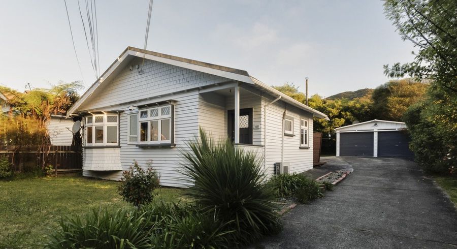  at 17 Ranelagh Street, Karori, Wellington, Wellington