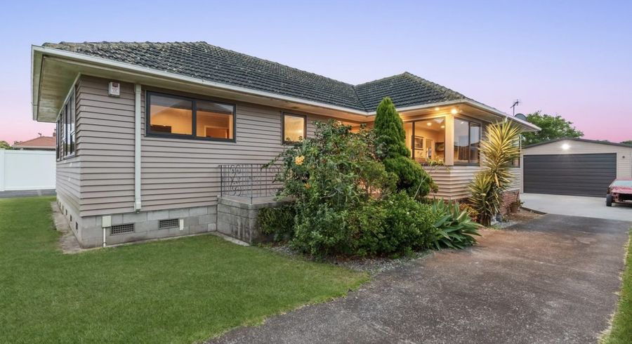  at 18 Maxwell avenue, Papatoetoe, Manukau City, Auckland