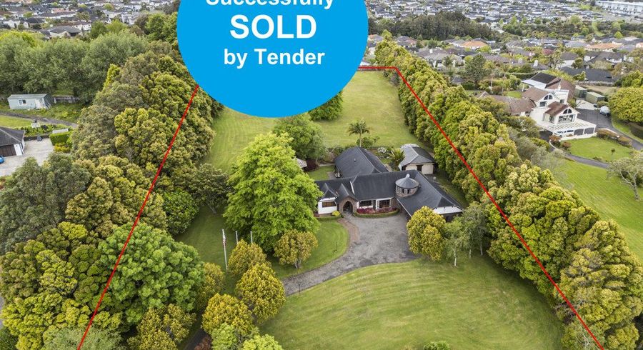  at 11 Gracechurch Drive, Flat Bush, Auckland