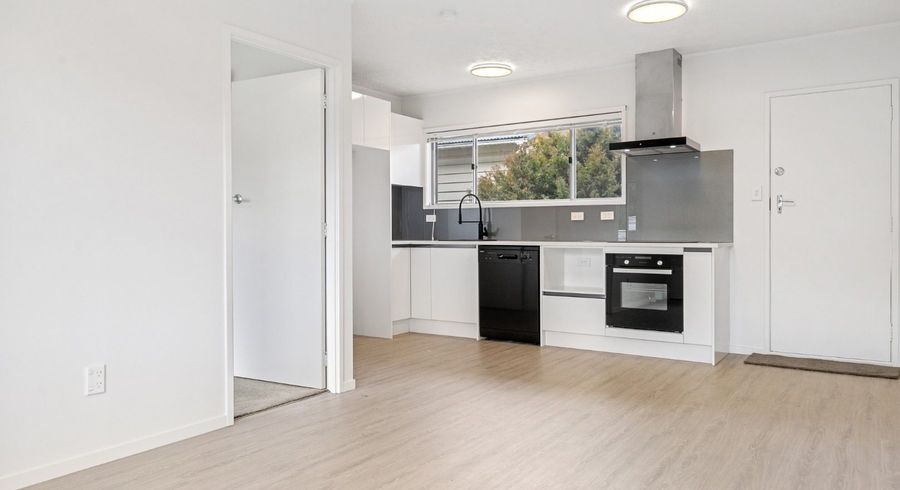  at 12/23 Fairview Road, Mount Eden, Auckland City, Auckland