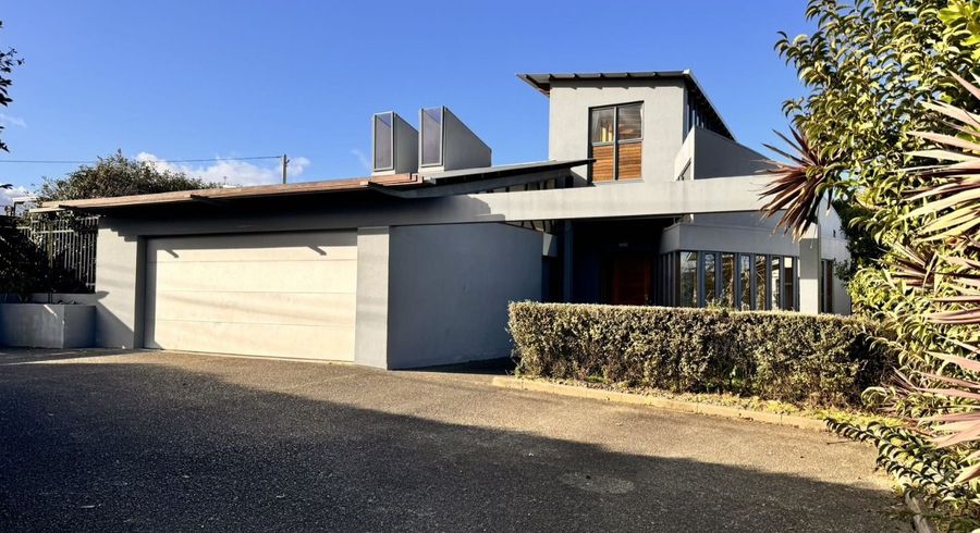  at 65 Forrest Hill Road, Milford, Auckland