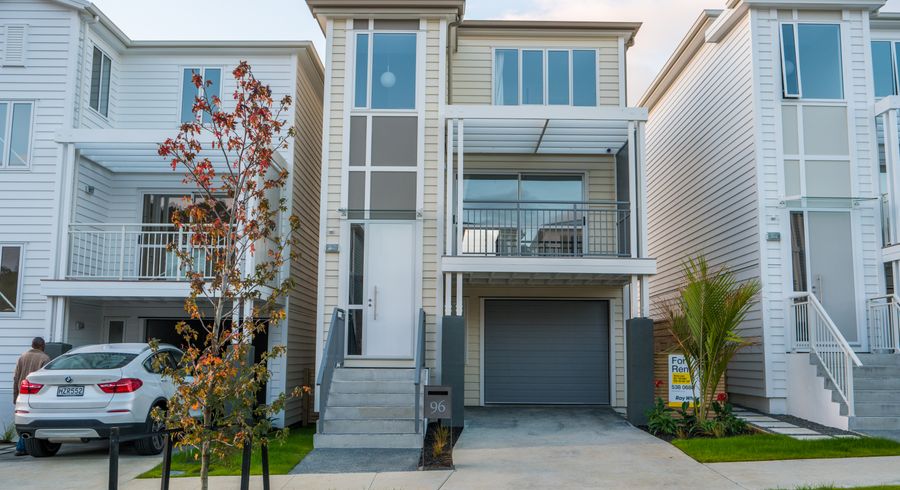  at 96 Arrowsmith Drive, Flat Bush, Auckland