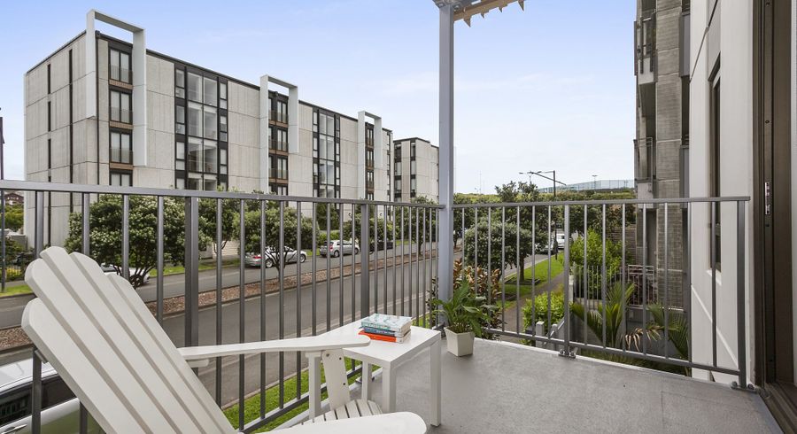  at 113/4 Bluegrey Avenue, Stonefields, Auckland