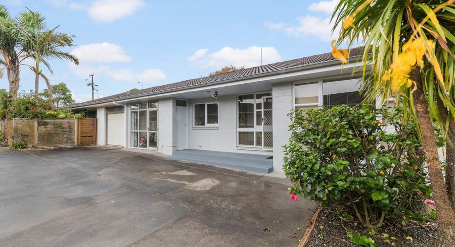  at 2/201 Bucklands Beach Road, Bucklands Beach, Auckland