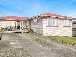 at 90  Warspite Avenue, Cannons Creek, Porirua, Wellington