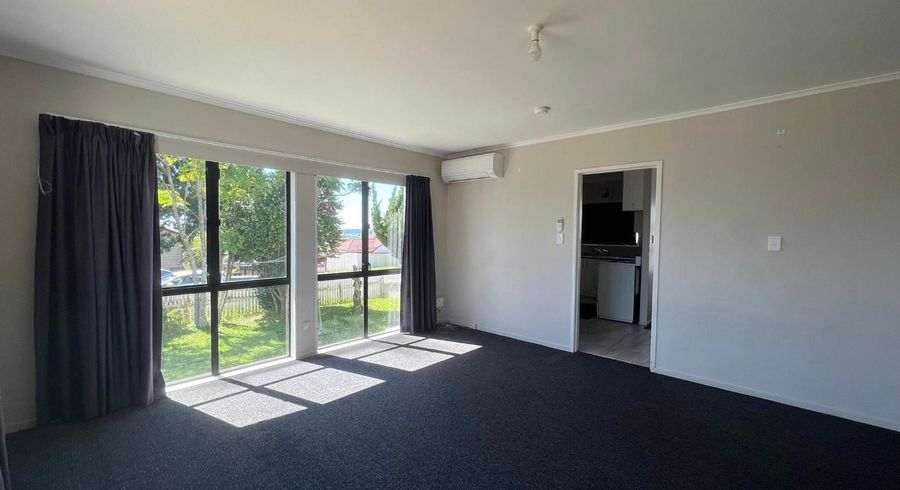  at 1/115 McLeod Road, Te Atatu South, Waitakere City, Auckland