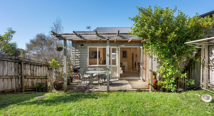  at 5/61 The Avenue, Albany, North Shore City, Auckland