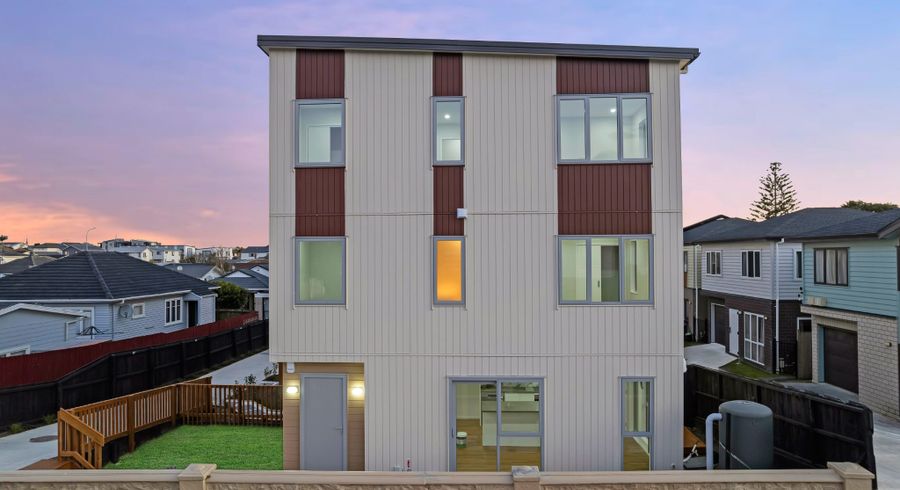  at 1-9 /8 Reeves Avenue, Papatoetoe, Manukau City, Auckland