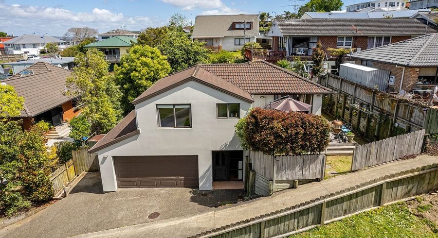  at 14 Walter MacDonald Street, Howick, Manukau City, Auckland