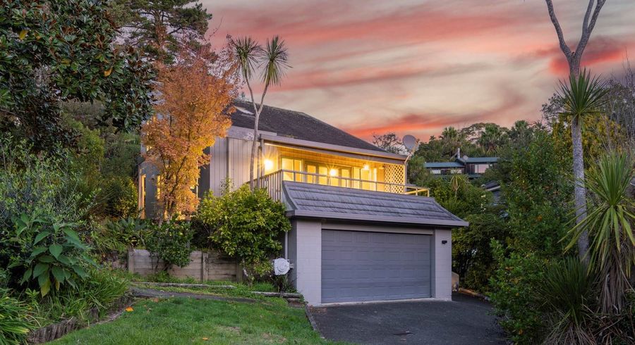  at 6 Tree Fern Trail, Campbells Bay, North Shore City, Auckland