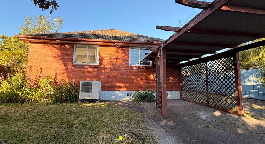  at 8 Bathurst Street, Silverstream, Upper Hutt, Wellington