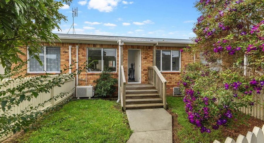  at 2/29 Jane Cowie Avenue, Otahuhu, Auckland City, Auckland