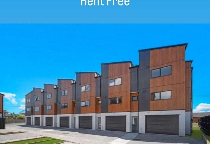  at 4/26 Dale Crescent, Pakuranga, Auckland