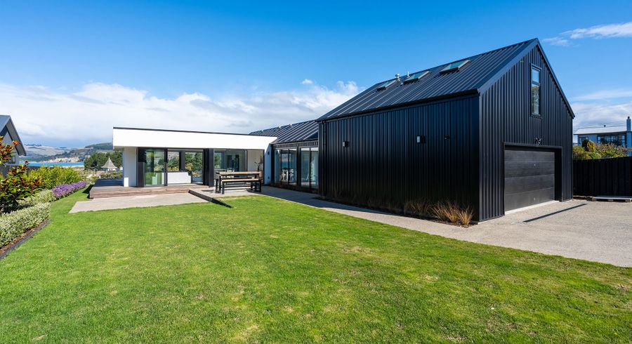  at 4 Okahau Terrace, Warrington, Waikouaiti