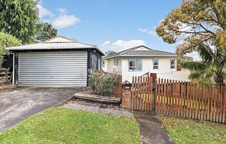  at 4 Malmo Place, Massey, Waitakere City, Auckland