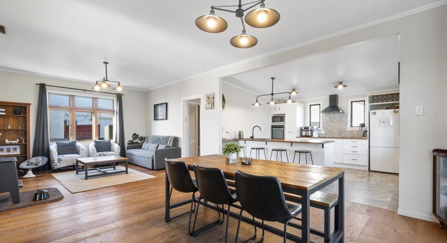  at 18 Norton Street, Foxton Beach, Foxton