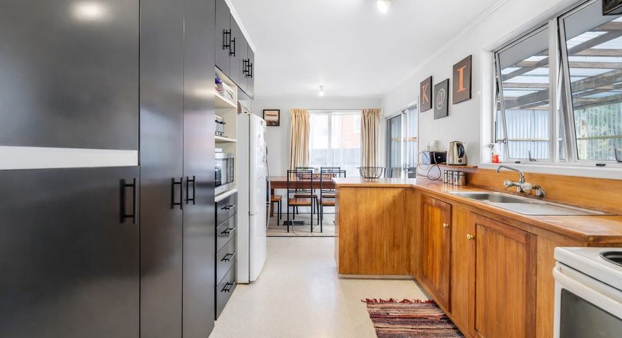  at 26 Newham Place, Henderson, Waitakere City, Auckland