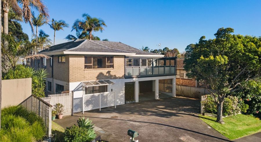  at 15 Pigeon Mountain Road, Half Moon Bay, Manukau City, Auckland