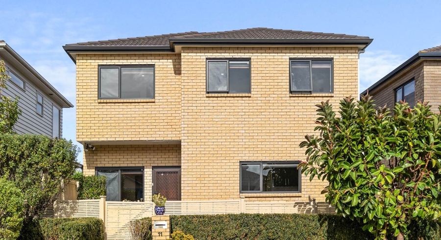  at 11 Agapanthus Place, Flat Bush, Manukau City, Auckland