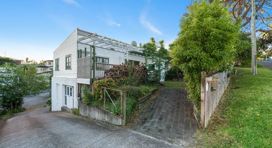  at 33 Whitney Street, New Windsor, Auckland City, Auckland