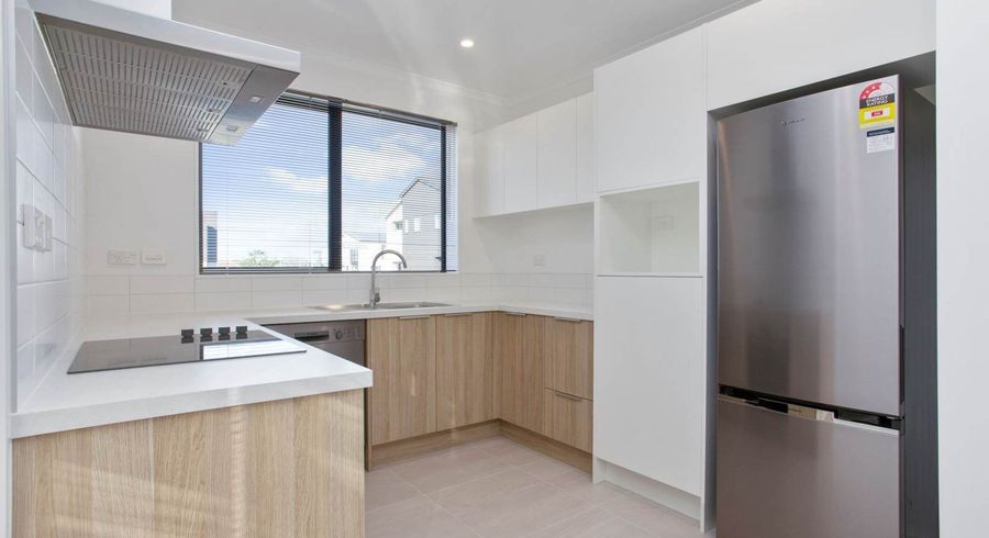  at 2 Gazala Lane, Panmure, Auckland City, Auckland