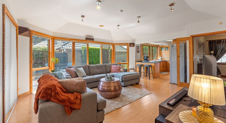  at 1/33 Puriri Street, Woburn, Lower Hutt