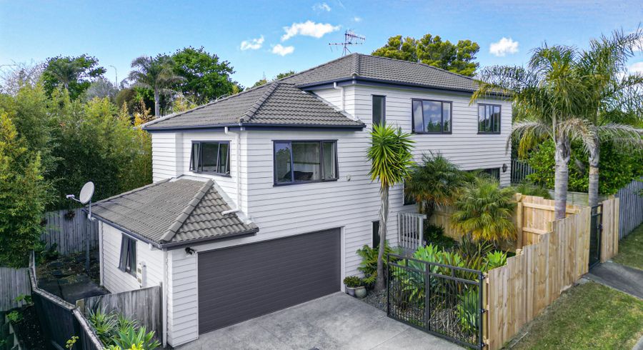  at 1 Mana Lane, Pinehill, Auckland
