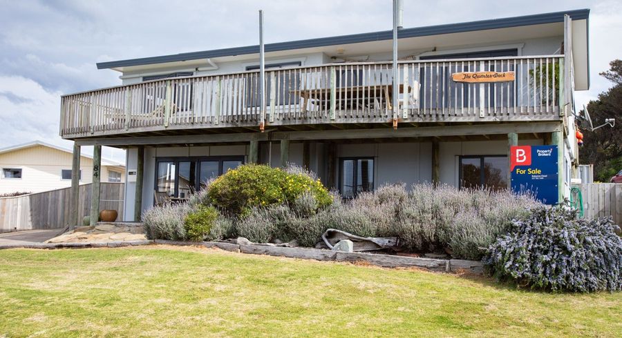  at 84 Akitio Esplanade, Akitio