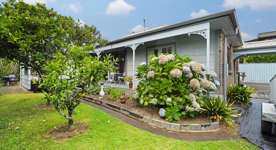  at 352 Cobham Drive, Hillcrest, Hamilton