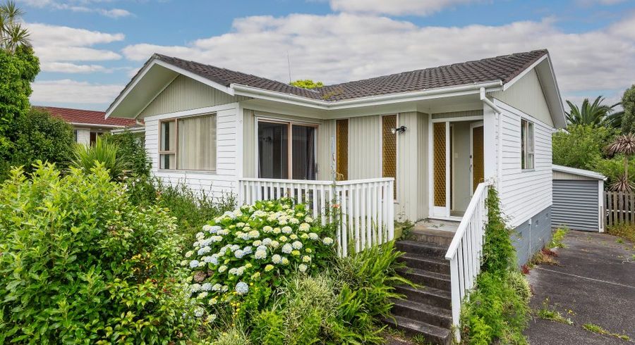  at Glendene, Waitakere City, Auckland