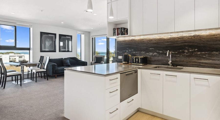  at 411/4 Bute Road, Browns Bay, Auckland
