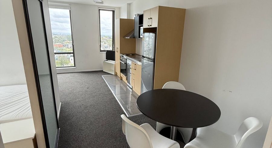  at 1013/17 Putney Way, Manukau, Manukau City, Auckland