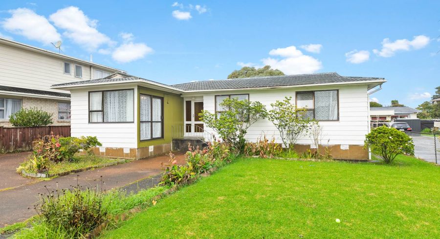  at 136 Riversdale Road, Avondale, Auckland