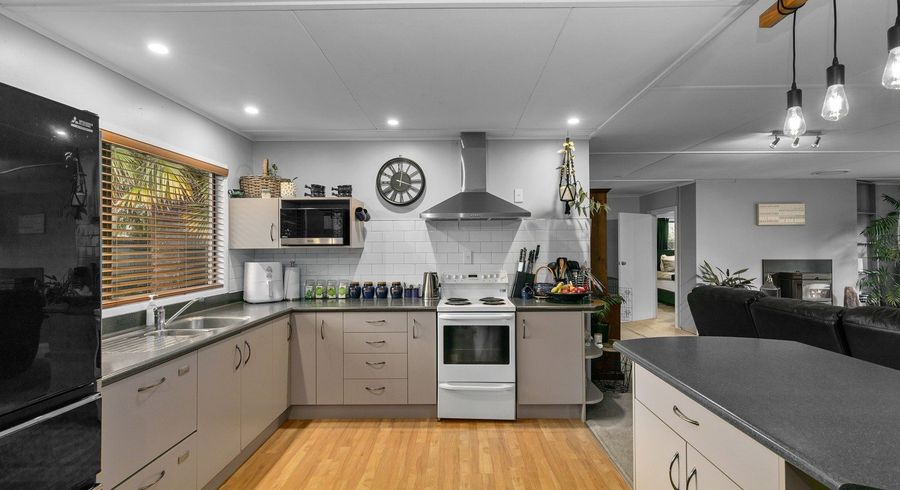  at 39A Gemstone Drive, Birchville, Upper Hutt, Wellington