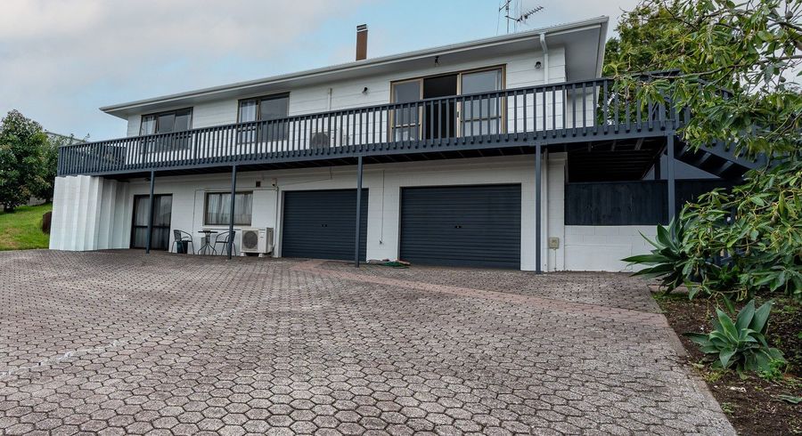  at 10 Robyn Place, Dinsdale, Hamilton, Waikato