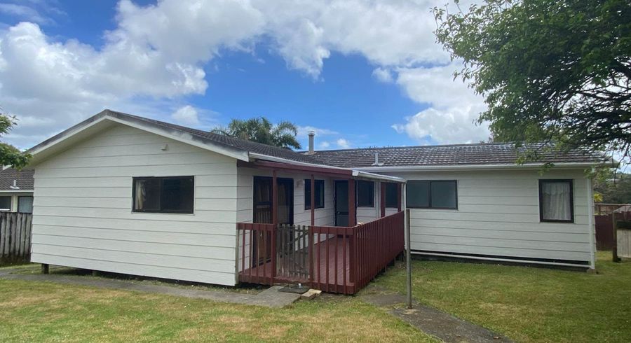  at 17 Elvira Place, Ranui, Waitakere City, Auckland