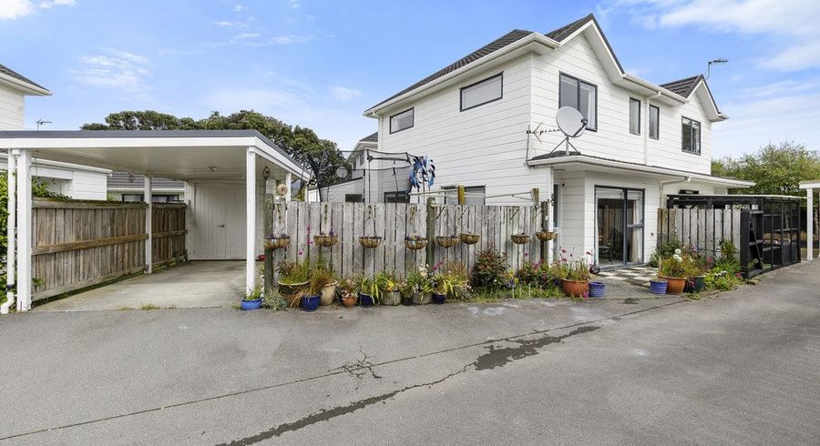  at 4/24 Mason Street, Moera, Lower Hutt, Wellington
