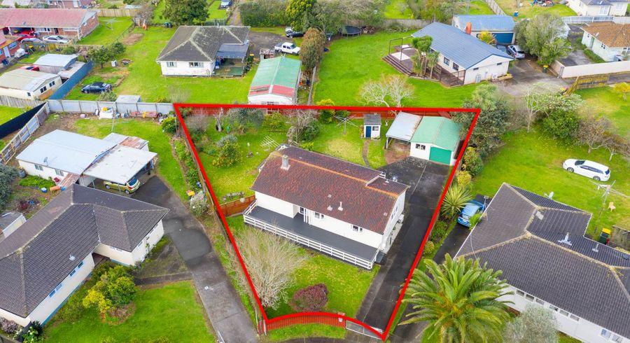  at 9 Sperry Place, Mangere, Auckland