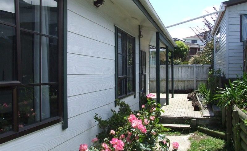  at 3b Woodridge Drive, Newlands, Wellington, Wellington