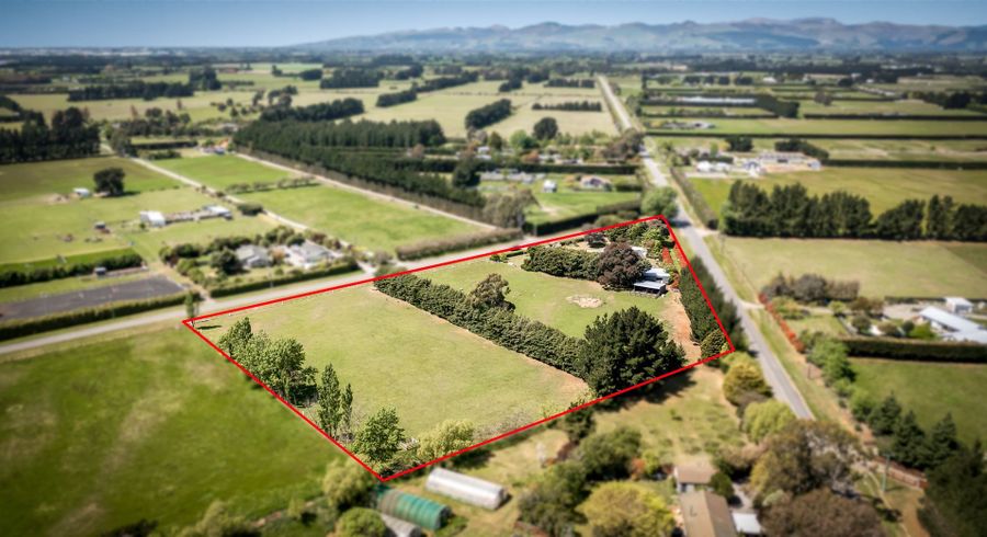  at 11 Berketts Road, Christchurch