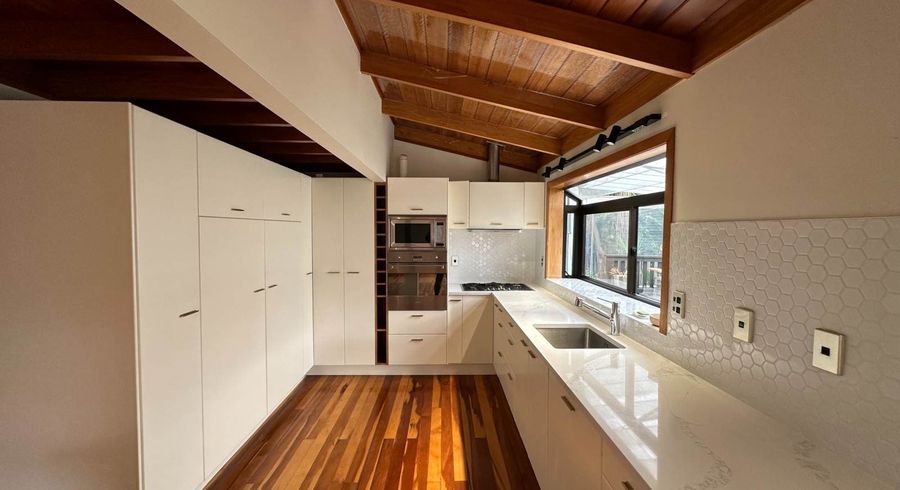  at 3C Dallinghoe Crescent, Milford, North Shore City, Auckland