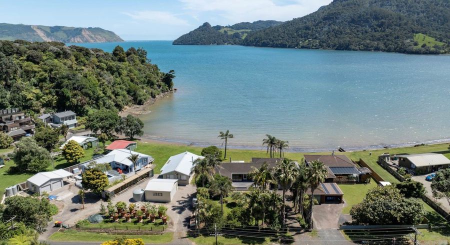  at 13 Foster Avenue, Huia, Waitakere City, Auckland