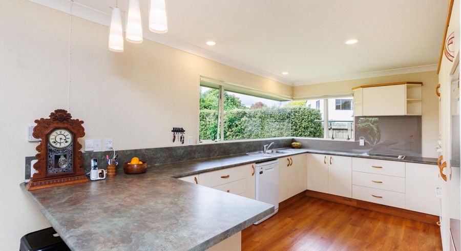  at 34 Washington Parade, Milson, Palmerston North