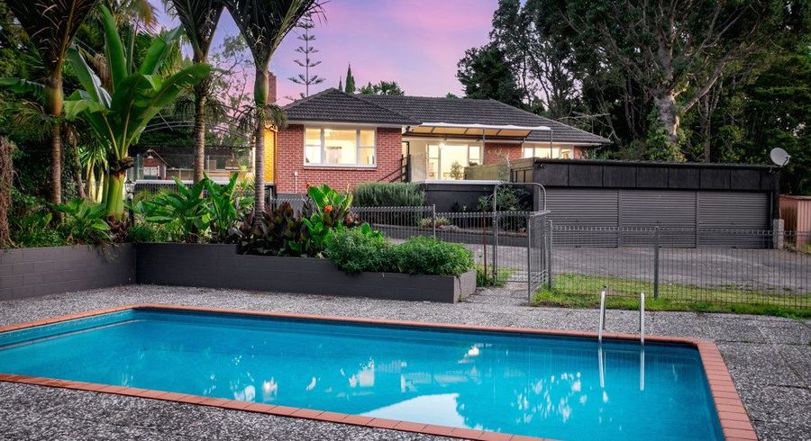  at 237 Woodlands Park Road, Titirangi, Auckland
