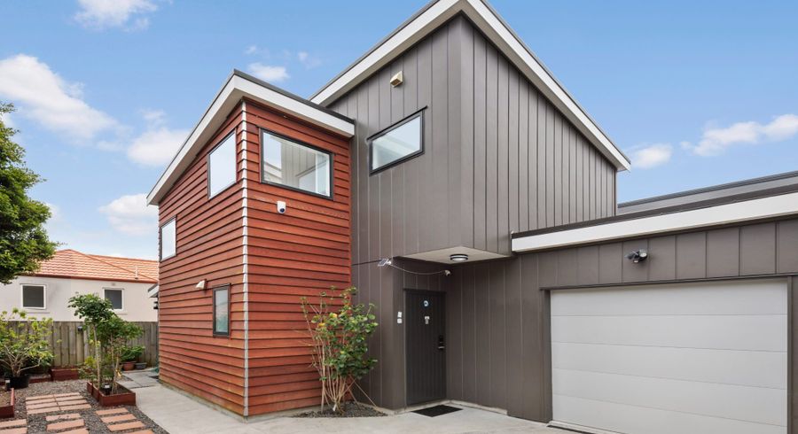  at 49E Titirangi Road, New Lynn, Auckland
