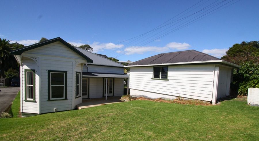  at 43 Lorna Street, Lynmouth, New Plymouth, Taranaki